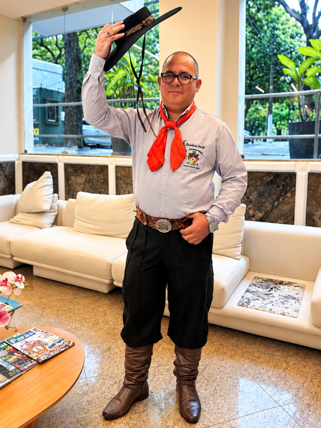 Claudinho Leite, Patrão do CTG Querência Amada